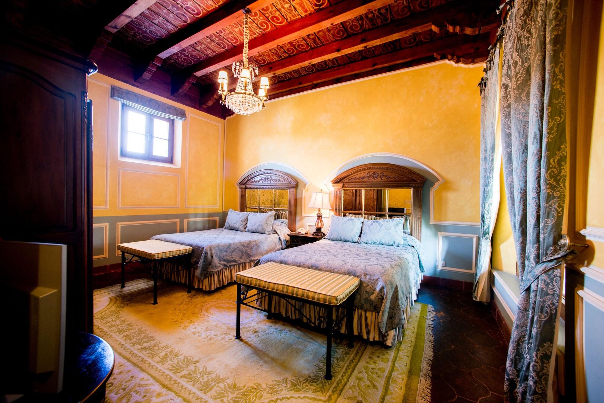 Hotel Palacio De Dona Leonor Antigua Екстер'єр фото